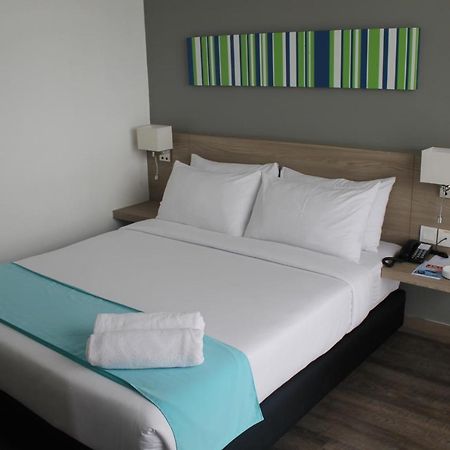 Singgah Kertih Hotell Kerteh Eksteriør bilde